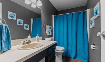 206 ROYAL Ct 12, Appleton, WI 54915