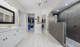 5865 Egan Crest Dr, Las Vegas, NV 89149