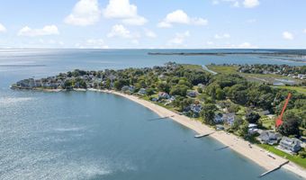 43 Shore Rd, Clinton, CT 06413