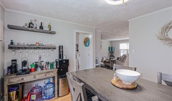 44 Dudley Ave, Newport, RI 02840