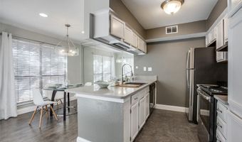 16301 Ledgemont Ln 202, Addison, TX 75001