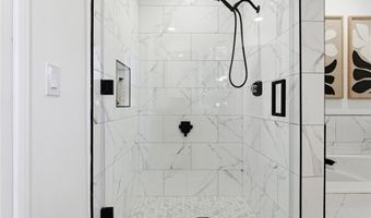 10820 Holman Ave 204, Los Angeles, CA 90024