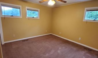 2828 Packard St, Ann Arbor, MI 48108