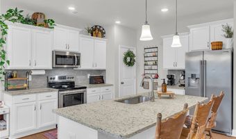 8 Lofton Ct, Anderson, SC 29621