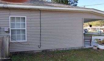 6101 E Quitman St, Bay St. Louis, MS 39520