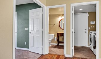 2399 S WALNUT Dr, Chandler, AZ 85286