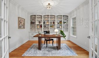 15 Strafford Ln, Bedford, NH 03110