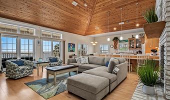 1039 Gulf Shore Blvd, Alligator Point, FL 32346