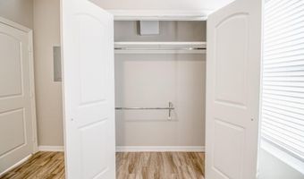 905 W Sunset Vly 1, Alton, TX 78573