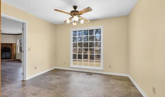 102 Stewart St, Albertville, AL 35950