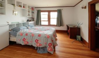 804 6th Ave, Alton, IA 51003