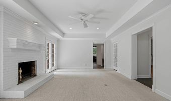 1006 Spring Hill Dr, Albany, GA 31721