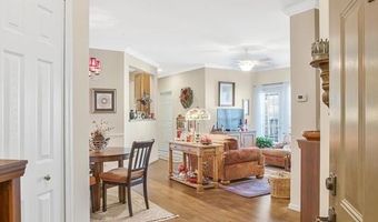 5301 WYNDHOLME Cir 302, Baltimore, MD 21229