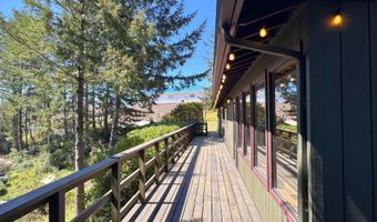 16945 PACIFIC VIEW Dr, Brookings, OR 97415