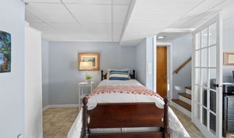 35 Greenwood Rd, Amherst, NH 03031