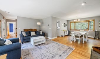 225 Bethmour Rd, Bethany, CT 06524