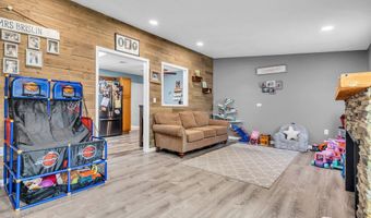5 Midship Dr, Barnegat, NJ 08005