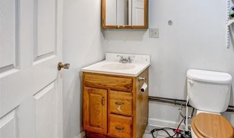 3302 College Ave, Alton, IL 62002