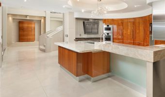 360 Puuikena Dr, Honolulu, HI 96821