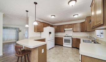 14061 Erdman Rd, Arcadia, MI 49613