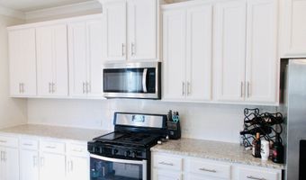 612 Auburn Crossing Dr, Auburn, GA 30011