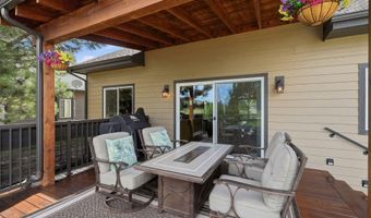 150 Links Dr, Blanchard, ID 83804