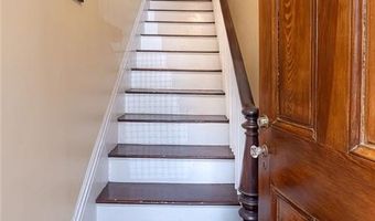 10 Bull St, Newport, RI 02840