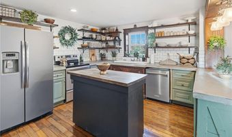 97 Angell Rd, Cumberland, RI 02864