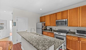 30 Eastman Farm Rd 30, Burlington, VT 05408