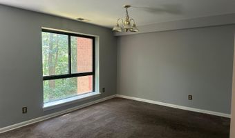 1713 GAINESVILLE St SE 101, Washington, DC 20020