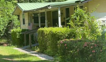 220 Presley Dr, Abbeville, AL 36310