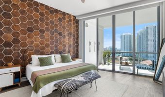 3250 NE 188th St LPH02, Aventura, FL 33180