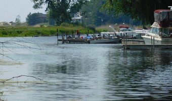 3327 Lakeland Dr 48, Arcadia, MI 49613