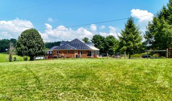 22643 Twin Oaks Rd, Abingdon, VA 24211