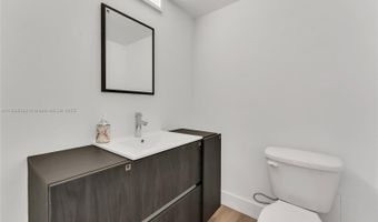 9500 W Bay Harbor Dr 5F, Bay Harbor Islands, FL 33154