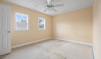 301 2ND St, Atlantic Beach, FL 32233