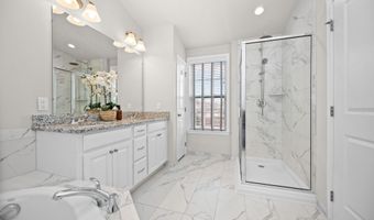 2794 Ashcombe Dr, Ann Arbor, MI 48105