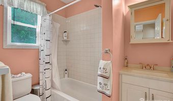 85 Avenel St, Avenel, NJ 07001