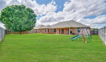 1204 Sheryl Ln, Altus, OK 73521