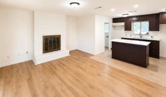 2421 Regency Dr, Biloxi, MS 39532