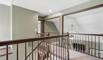 5080 Newpark Dr NW, Acworth, GA 30101