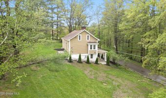 305 McCormack Rd, Albany, NY 12208