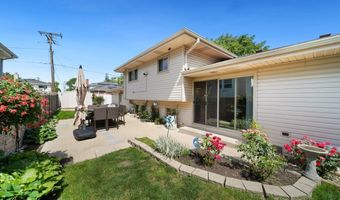 365 W Myrick Ave, Addison, IL 60101