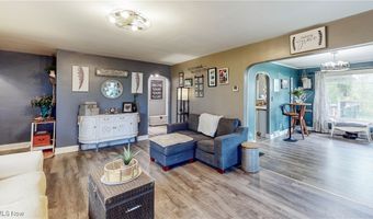 6615 Waterloo Rd, Atwater, OH 44201
