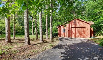 8735 Glen Nevis Rd NE, Ada, MI 49301