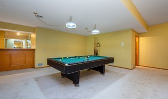 25047 W Palmer Ct, Antioch, IL 60002