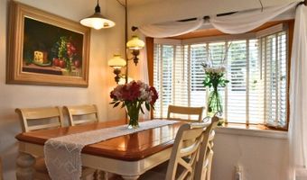 170 Bray Ave, Middletown, NJ 07748