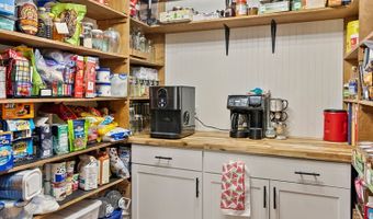 1305 NW 12th St, Andrews, TX 79714