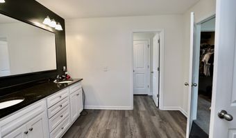 41 High Point Dr, Camden, SC 29020
