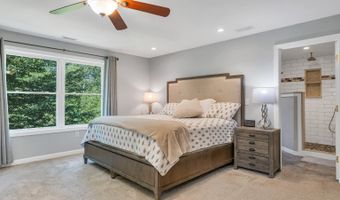 76 Curries Way, Brookfield, NH 03872